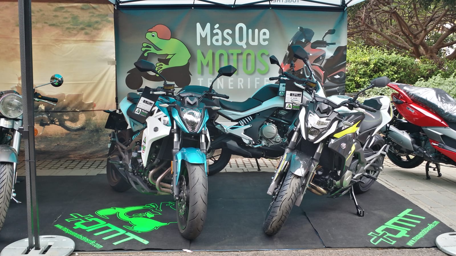 Más que Motos Tenerife Exposición